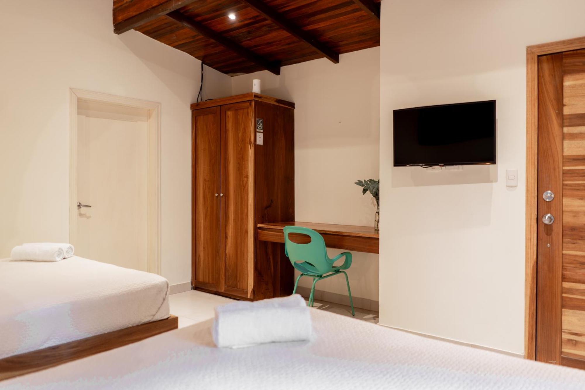 Banana Beach Bungalows Playa Santa Teresa  Экстерьер фото