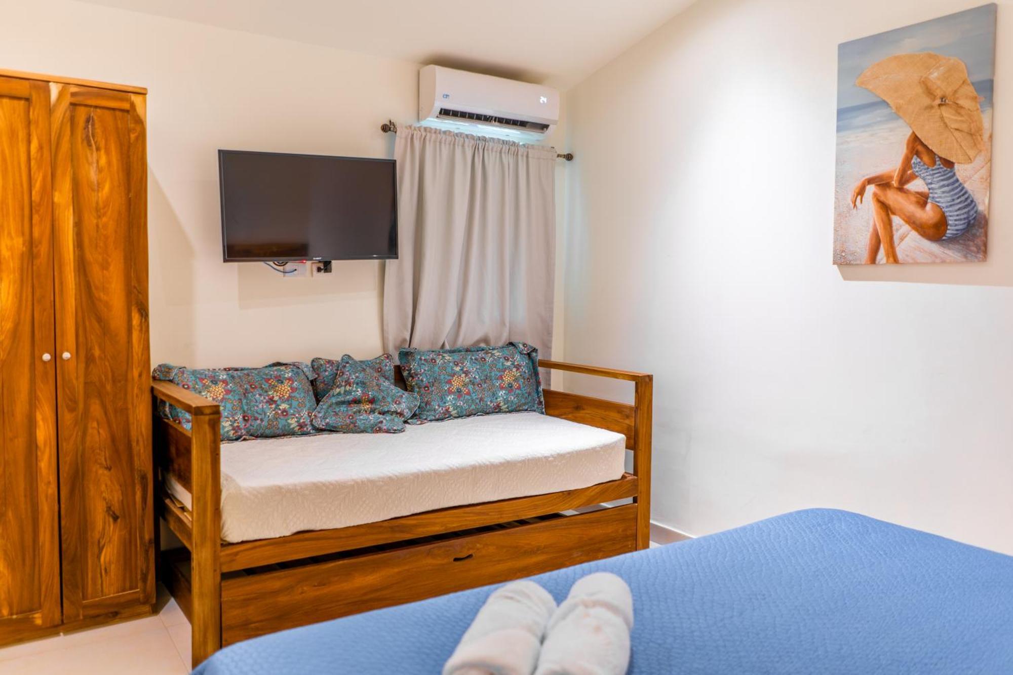 Banana Beach Bungalows Playa Santa Teresa  Экстерьер фото